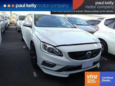 2013 VOLVO V60 T6 R-DESIG