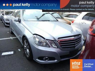 2009 MERCEDESBENZ E300 AVANTGARDE