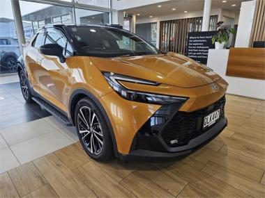 2024 Toyota C-HR 2024 C-HR Limited 1.8L Hybrid - N