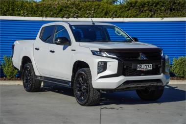 2021 Mitsubishi Triton Dc Glsb 4Wd 6At 2.4D