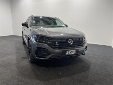 2022 Volkswagen Touareg V6 S