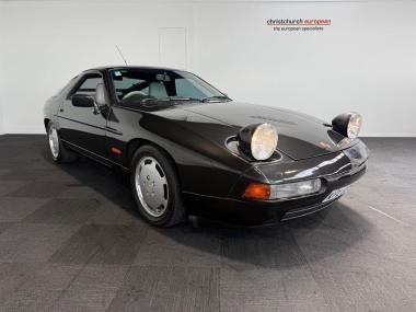 1990 Porsche 928 S4