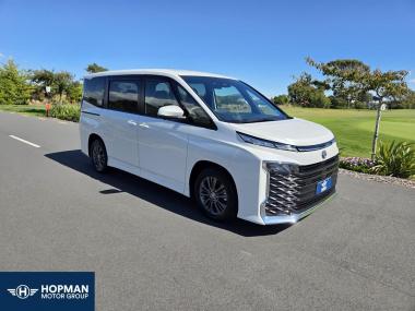 2024 Toyota Voxy Mobility Welcab
