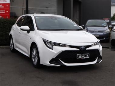 2024 Toyota Corolla GX HYBRID, Push Start