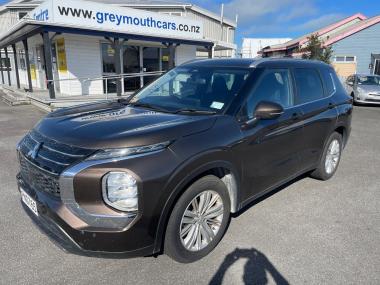 2022 Mitsubishi Outlander LS 2.5P/4WD/CVT