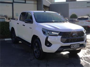 2025 Toyota Hilux SR5 2.8DT Hybrid 6AT 4WD