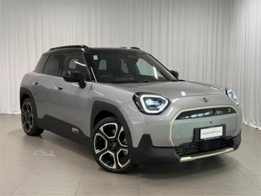 2024 MINI Aceman 82GC SE - Favoured