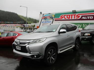 2017 Mitsubishi Pajero Sport VRX 2.4D/4WD/8AT