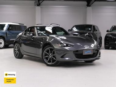 2017 Mazda MX-5 Roadster RF 'VS' 6-Speed Manual