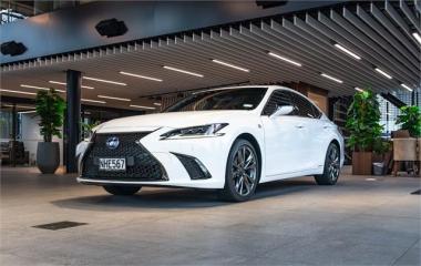 2021 Lexus ES 300H F Sport 2.5L Hybrid Petrol Auto