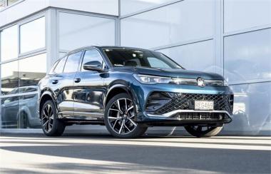 2025 Volkswagen Tiguan R-Line AWD Turbo 195kW