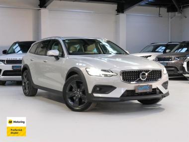 2021 Volvo V60 'Cross Country' B5 AWD
