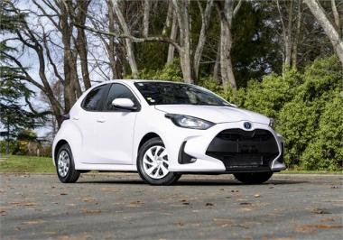 2022 Toyota Yaris 1.5L Petrol Hybrid 5 Door Hatch