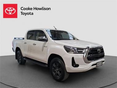 2023 Toyota Hilux SR5 4WD