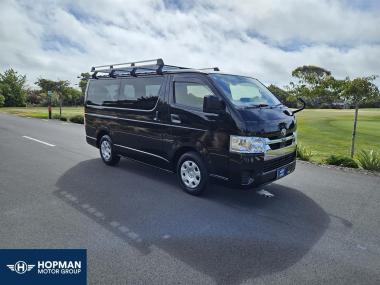 2022 Toyota Hiace 5 Door GL