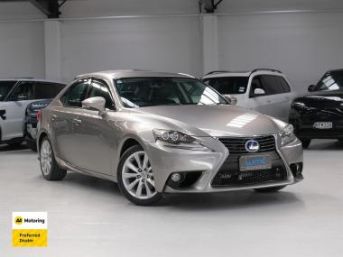 2013 Lexus IS 300h 2.5lt Hybrid