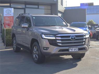 2022 Toyota Land Cruiser 300 VX 4WD 3.3 Twin Turbo