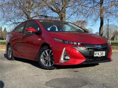 2021 Toyota Prius Prime 1.8P PHV ECVT FWD