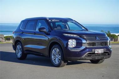2022 Mitsubishi Outlander LS 2.5 4x4 auto