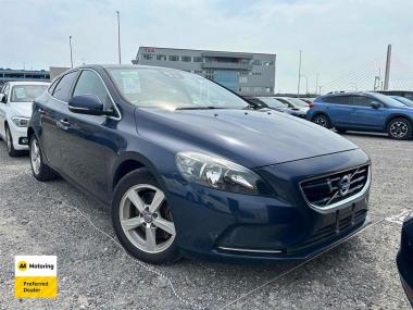 2015 Volvo V40 T4