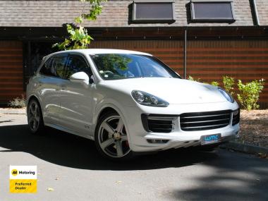 2016 Porsche Cayenne GTS 'Sport Chrono Package'