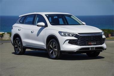 2026 BYD SEALION 5 Essential Phev Suv