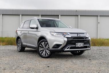 2019 Mitsubishi Outlander LS 2.4P/CVT