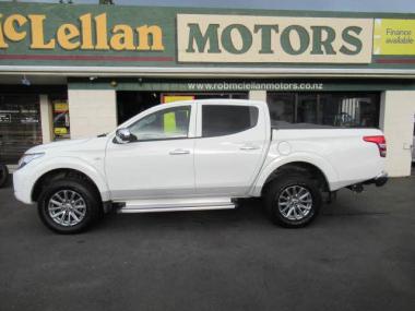 2016 Mitsubishi TRITON GLX-R