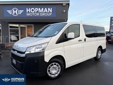 2022 Toyota Hiace ZR GVN 2.8DT/6AT