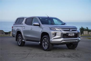 2021 Mitsubishi Triton Dc Glxr 6At 2.4D/4Wd