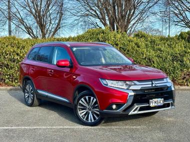 2022 Mitsubishi Outlander LS AWD 7 SEATER AMAZING 