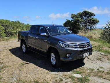 2018 Toyota Hilux 4WD SR5 2.8DT DOUBLE CAB UTE/4 6