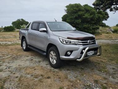 2016 Toyota Hilux 4WD SR5 2.8DT DOUBLE CAB UTE/4 6