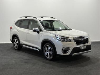 2018 Subaru Forester Premium 2.5P
