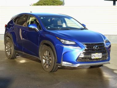 2015 Lexus NX 200t i-Package 2WD