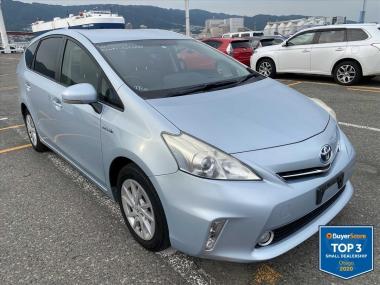 2013 Toyota Prius Alpha S Hybrid No Deposit Financ