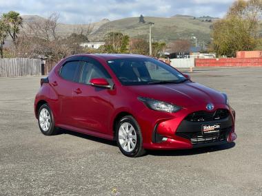 2020 Toyota Yaris Hybrid G