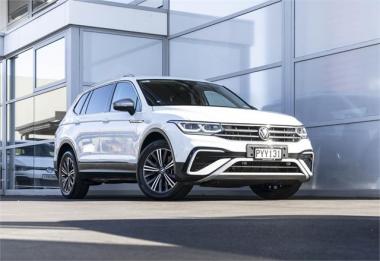 2023 Volkswagen Tiguan Allspace Allspace Style 140