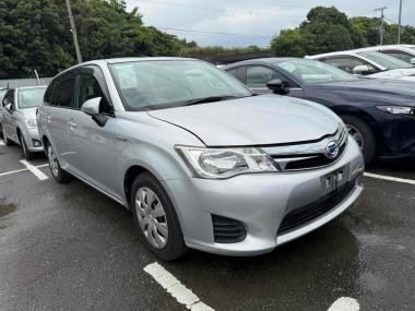 2014 Toyota corolla feilder 1.5L HYBRID