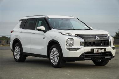 2022 Mitsubishi Outlander PHEV LS 4x4 auto