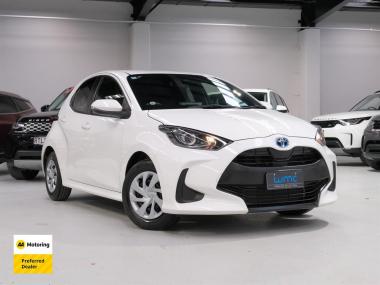 2023 Toyota Yaris Hybrid 'X'