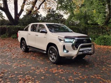 2021 Toyota Hilux SR5 2.8DT 6AT 4WD (JFDTS-NM1)