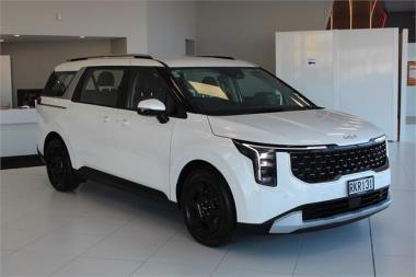 2025 Kia Carnival EX 2.2L DIESEL 8 SEATER