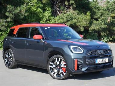 2024 MINI Countryman JCW ALL4 Favoured