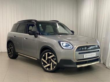 2024 MINI Countryman E Favoured