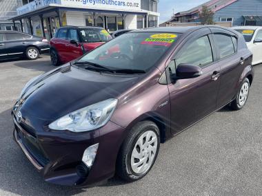 2016 Toyota AQUA