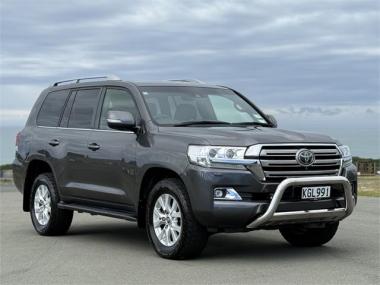 2017 Toyota Land Cruiser Vx 4.5D/4Wd/6At/Sw/5