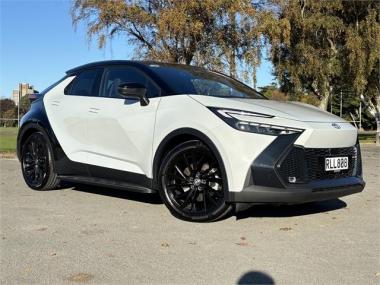 2025 Toyota C-HR GR Sport 2.0P HEV CVT AWD SUV