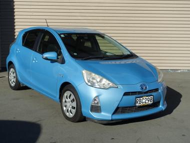 2012 Toyota Aqua S Hybrid