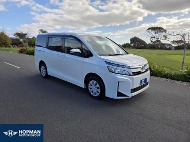 2020 Toyota Voxy Mobility Welcab